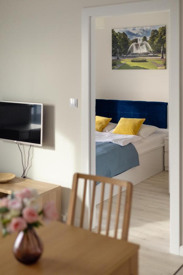 Wola Chic Blue Apartment Varšava Exteriér fotografie