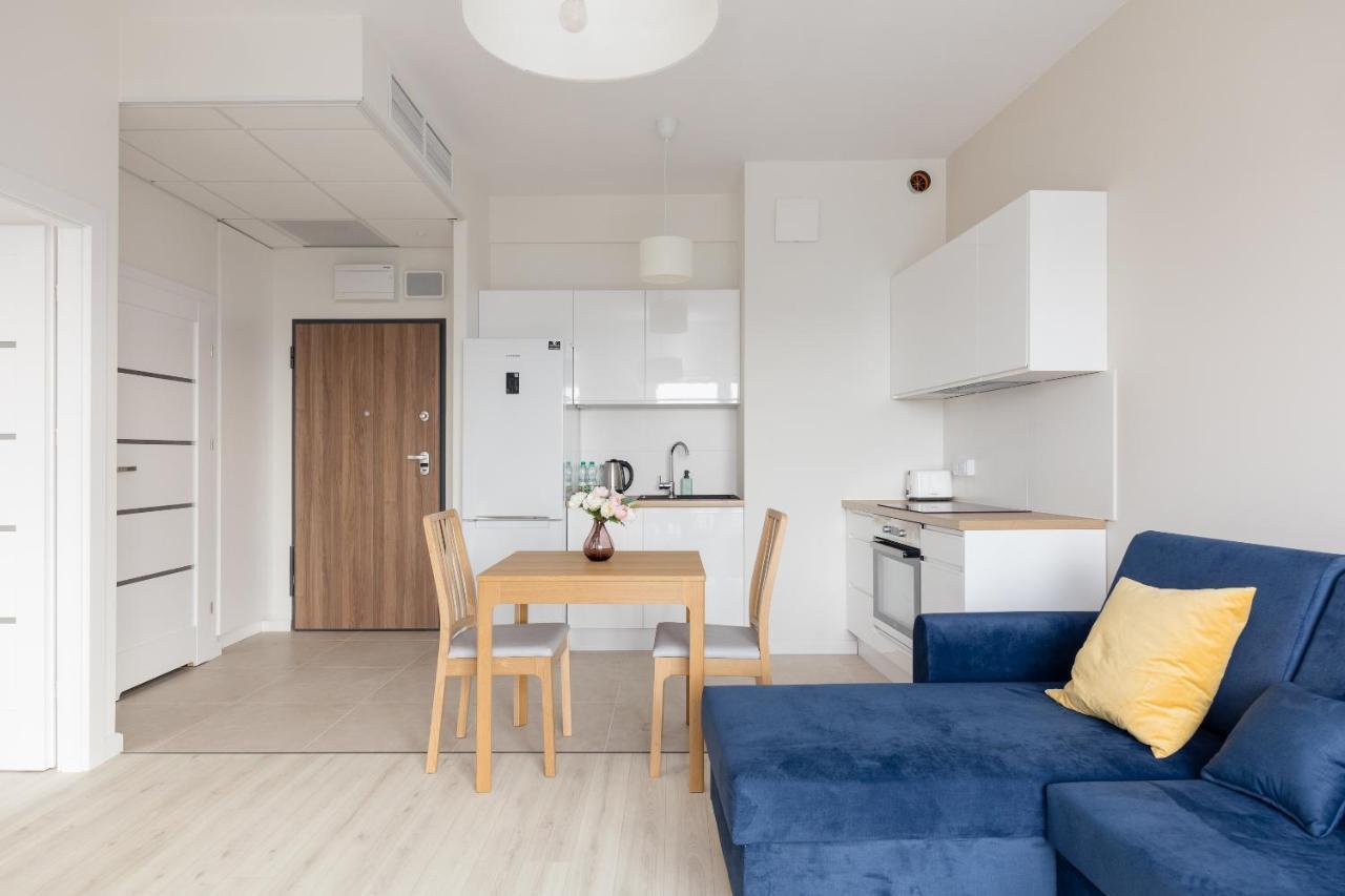 Wola Chic Blue Apartment Varšava Exteriér fotografie