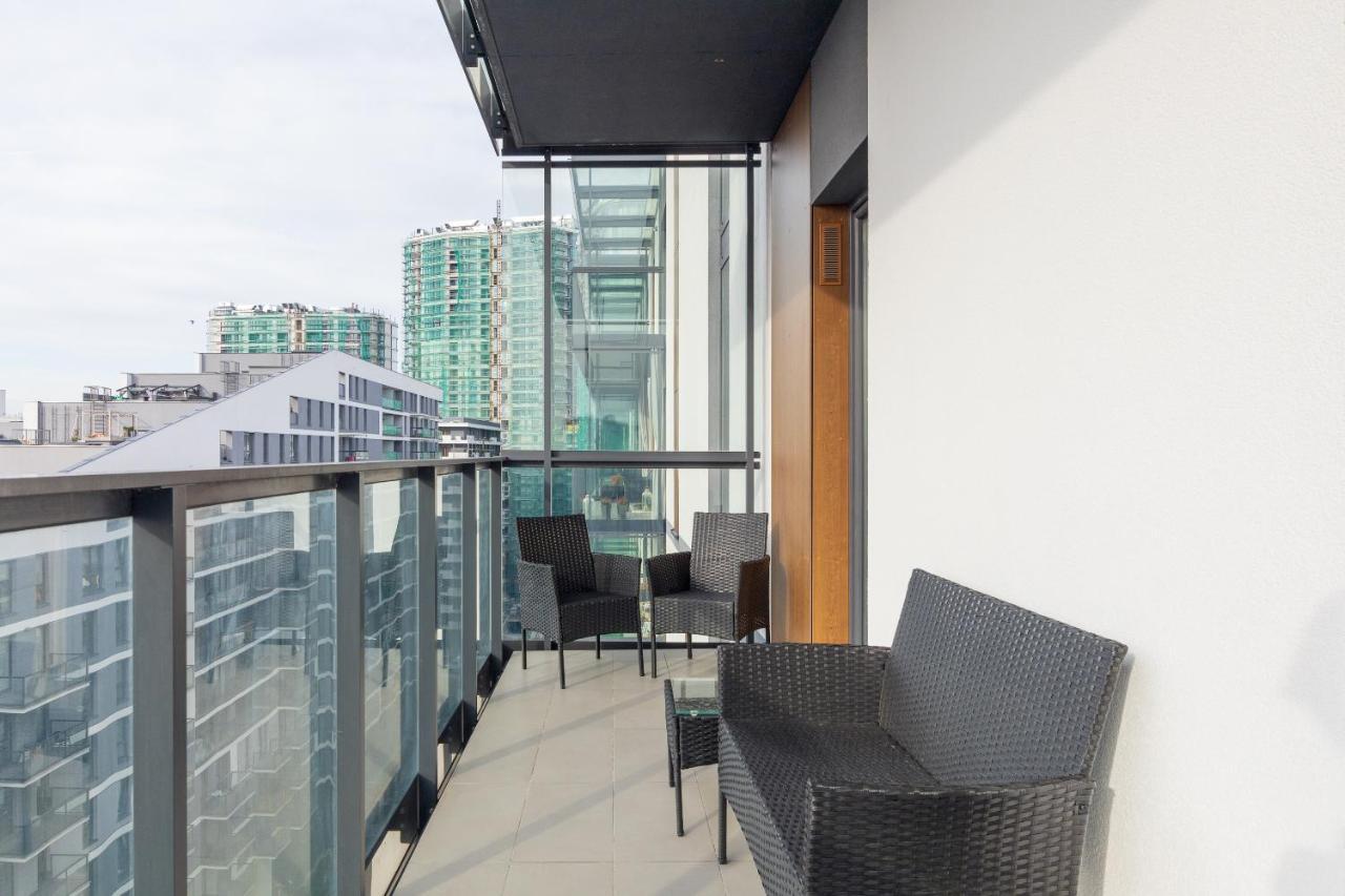 Wola Chic Blue Apartment Varšava Exteriér fotografie